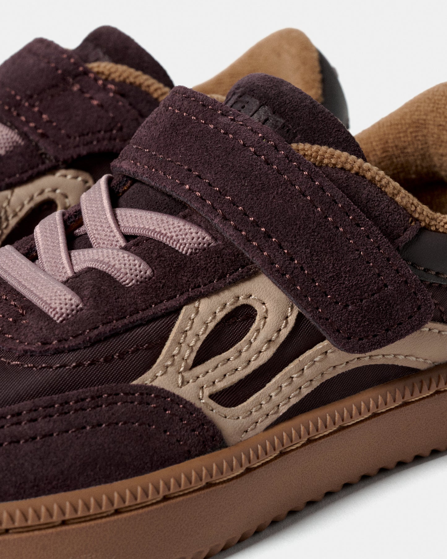 Lejan One - Burgundy